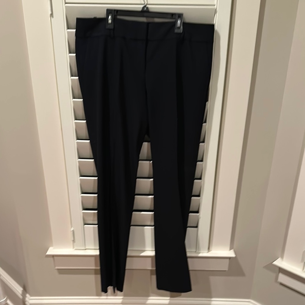 Ann Taylor Women’s Classic Black Trousers, Sz 12. Like New Condition